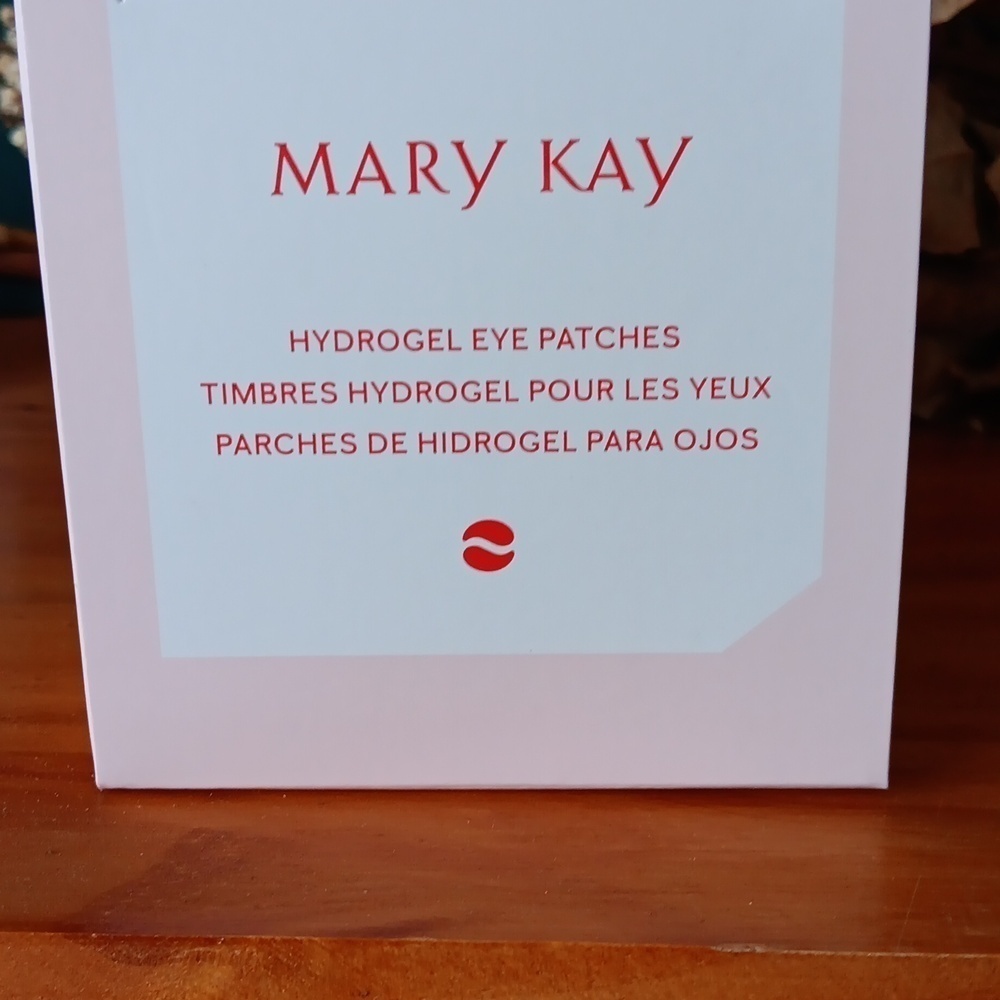 Mary Kay hydrogel eye patches